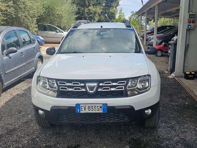 Usata Dacia Duster Lauréate 105 CV (77 kW) 2014 Bianco SUV