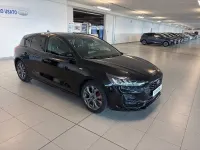 Usado Ford Focus ST-Line X 125 HP (91 kW) 2023 Preto Sedan
