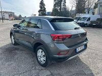 Usata VW T-Roc Style 110 CV (80 kW) 2022 Grigio SUV