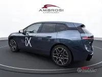 Usata BMW iX Comfort Edition 300 kW (408 CV) 2025 Blu SUV