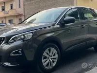Usata Peugeot 3008 Business-Line 131 CV (96 kW) 2020 Verde SUV