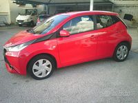 Usata Toyota Aygo X-play 69 CV (50 kW) 2016 Rosso Utilitaria