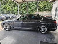 Usata BMW 730 Luxury Line 265 CV (194 kW) 2017 Grigio Berlina