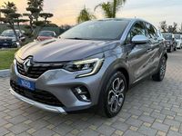 Usata Renault Captur Intens 116 CV (85 kW) 2018 Argento SUV