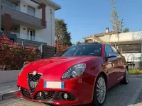 Usata Alfa Romeo Giulietta Veloce 175 CV (128 kW) 2014 Rosso Utilitaria