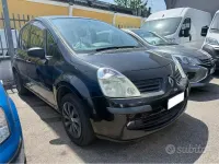 Usata Renault Modus Luxe 75 CV (55 kW) 2006 Nero Monovolume