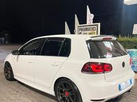 Usata VW Golf VI 140 CV (102 kW) 2011 Bianco Utilitaria