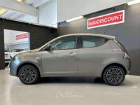 Usata Lancia Ypsilon Silver 69 CV (50 kW) 2022 Grigio Utilitaria