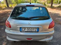 Usata Peugeot 206 88 CV (64 kW) 2005 Grigio Berlina