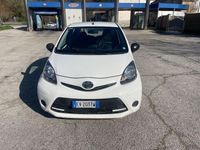 usata Toyota Aygo -- 1.0 12V VVT-i 5p. Lounge Connect