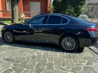 Usata Alfa Romeo Giulia Business Launch Edition 150 CV (110 kW) 2016 Berlina