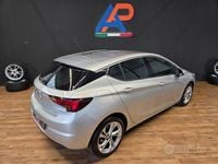 Usata Opel Astra Business 110 CV (80 kW) 2017 Nero Berlina