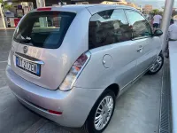 Usata Lancia Ypsilon 60 CV (44 kW) 2008 Argento Utilitaria