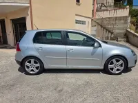 Usata VW Golf V 140 CV (102 kW) 2007 Grigio Berlina