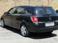 Usata Opel Astra Enjoy 125 CV (91 kW) 2009 Nero Station wagon