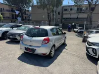 Usata Renault Clio II Dynamique 75 CV (55 kW) 2010 Grigio Berlina