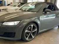 Usata Audi TT Roadster Sport 180 CV (132 kW) 2016 Grigio Cabrio