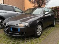 Usata Alfa Romeo 147 150 CV (110 kW) 2007 Grigio Utilitaria