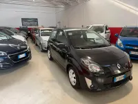 Gebraucht Renault Twingo 75 PS (55 kW) 2011 Schwarz Kleinwagen