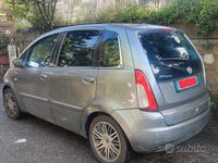 Usata Lancia Musa Platinum 120 CV (88 kW) 2009 Grigio Monovolume