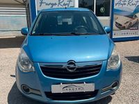 Usata Opel Agila 65 CV (47 kW) 2009 Blu Utilitaria