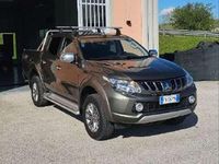 Occasion Mitsubishi L200 Intense 181 PK (133 kW) 2017 Grijs Pickup