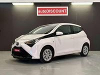 Usata Toyota Aygo Cool 72 CV (52 kW) 2019 Bianco Utilitaria