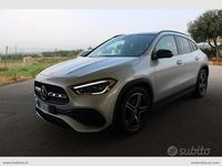 Usata Mercedes GLA200 Premium 149 CV (109 kW) 2020 Argento SUV