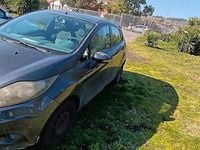 Usata Ford Fiesta 96 CV (70 kW) 2011 Grigio Utilitaria