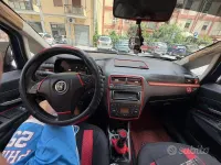 Usata Fiat Grande Punto 90 CV (66 kW) 2009 Bluazzurro Utilitaria