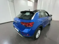 Usata VW T-Roc Life 110 CV (80 kW) 2023 Blu/azzurro SUV