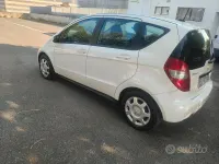 Usata Mercedes A160 82 CV (60 kW) 2011 Bianco Utilitaria