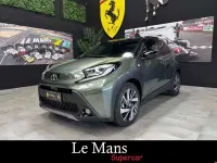 Usata Toyota Aygo X Lounge 72 CV (52 kW) 2024 Terragon and black metallic SUV