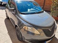 Usata Lancia Ypsilon 95 CV (69 kW) 2015 Grigio Utilitaria