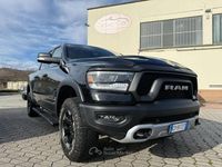 Usata RAM 1500 401 CV (294 kW) 2022 Nero Pick-up