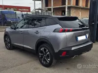 Usata Peugeot 2008 GT-line 131 CV (96 kW) 2020 Grigio SUV