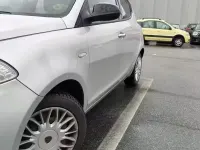 Usata Lancia Ypsilon 69 CV (50 kW) 2017 Grigio Utilitaria