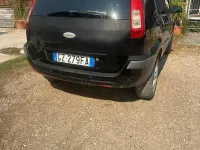 Usata Ford Fusion 68 CV (50 kW) 2006 Nero Utilitaria