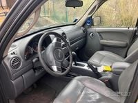 Usata Jeep Cherokee 163 CV (119 kW) 2006 Nero SUV