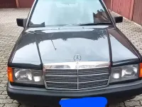Usata Mercedes 190 105 CV (77 kW) 1990 Grigio Berlina