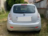 Usata Lancia Ypsilon 69 CV (50 kW) 2011 Argento Utilitaria