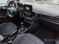 Gebraucht Ford Fiesta Titanium 86 PS (63 kW) 2018 Grau Limousine