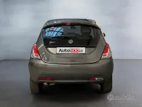 Usata Lancia Ypsilon S 69 CV (50 kW) 2011 Grigio Utilitaria