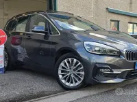 Usata BMW 218 Gran Tourer Luxury Line 150 CV (110 kW) 2021 Grigio Monovolume