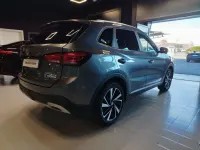 Usata MG ZS Luxury 197 CV (144 kW) 2025 Grigio SUV