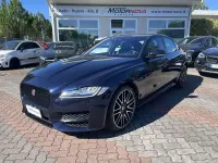 Usata Jaguar XF R-Sport 179 CV (131 kW) 2016 Blu Berlina