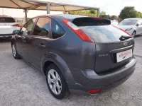 Usata Ford Focus 90 CV (66 kW) 2007 Grigio Berlina