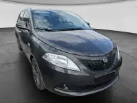 Usata Lancia Ypsilon Silver 70 CV (51 kW) 2023 Grigio Utilitaria