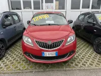Usata Lancia Ypsilon Silver 69 CV (50 kW) 2022 Rosso Utilitaria