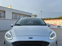 Usata Ford Fiesta Titanium 85 CV (62 kW) 2017 Grigio Utilitaria